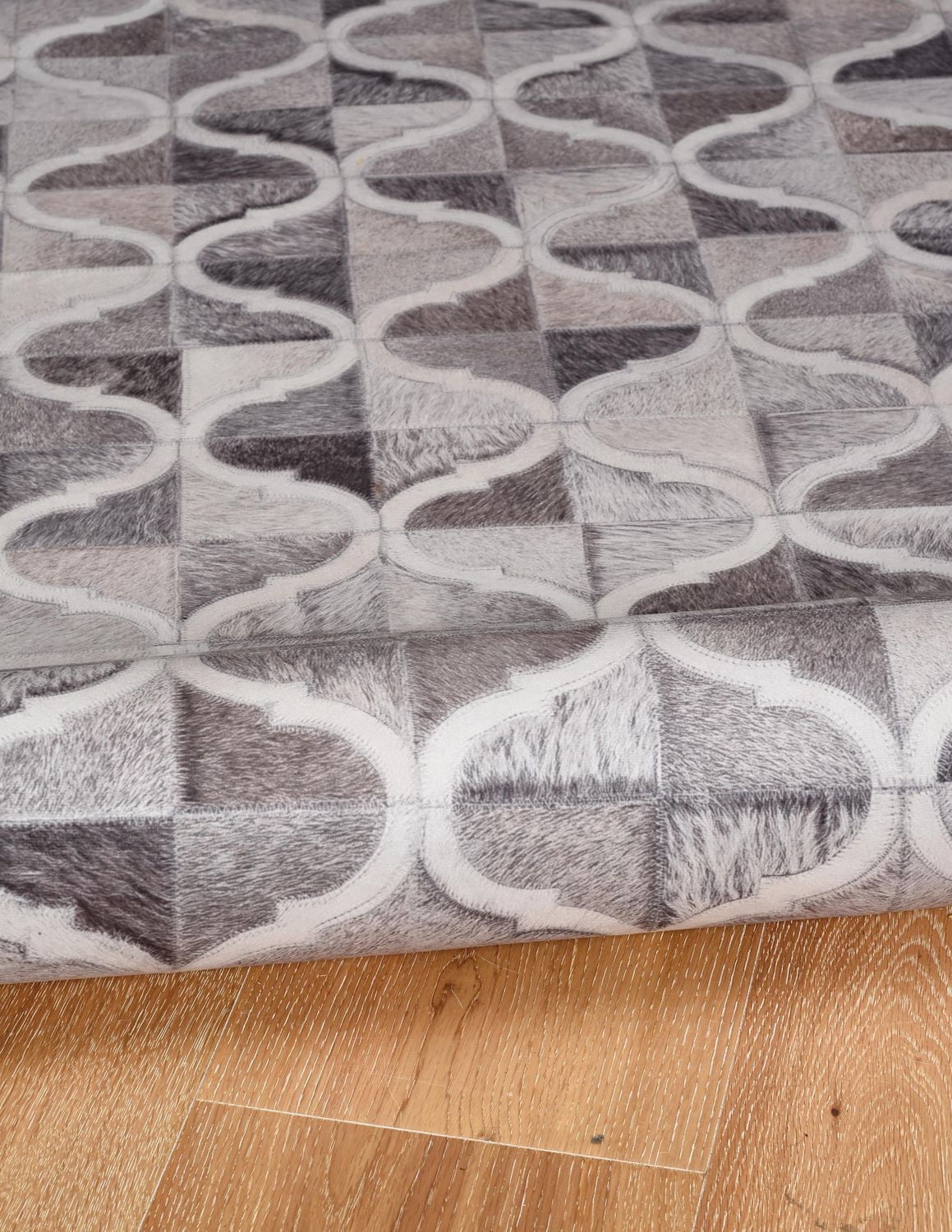 Tapis Laredo Brim gris & ivoire 6 pi 7 po x 9 pi 7 po