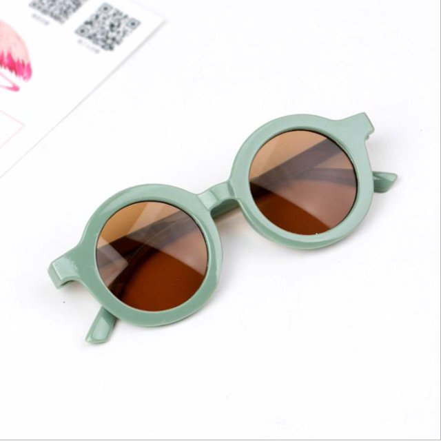 SAYOO Lunettes de Soleil Enfants Garçons et Filles Rétro Décontractées Anti-Uv Lunettes Rondes Lunettes pour Enfants, Lunettes de Soleil Rétro Décontractées Mode pour l'Extérieur, Convenant aux Enfants de 2 à 8 Ans