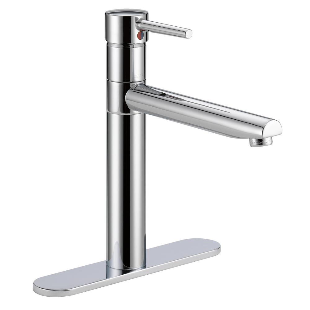 Delta 1158LF Trinsic SingleHandle Standard Kitchen Faucet featuring