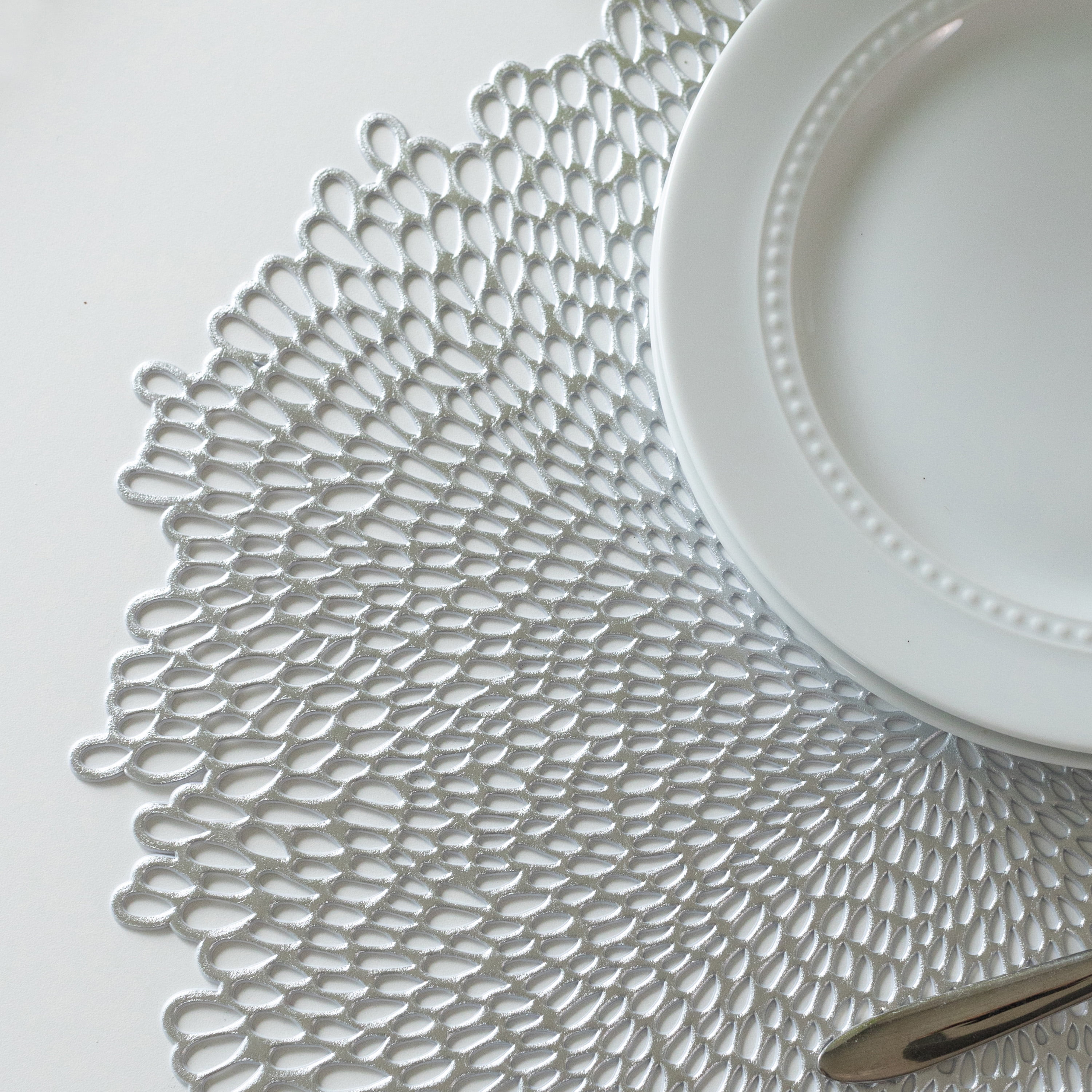 Mainstays Blossom Pressed Vinyl Table Placemat Silver 15.25" x 15.5"