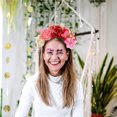 thumbnail image 2 of KAKOWELY Diadema de flores de simulación, diadema de flores falsas vívidas, tocado de mujer con decoración floral para fiesta, 2 of 5