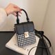 thumbnail image 1 of Bolso de diseño de nicho francés Bolso de mujer de primavera Bolso bandolera popular Bolso cuadrado pequeño portátil, 1 of 6