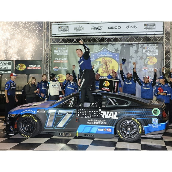 Action Racing Chris Buescher 2022 Hollywood Casino 400 Race Winner 1:64 Metallic Foil Number Die-Cast Car