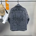 thumbnail image 2 of Nuevas chaquetas vaqueras de primavera y otoño para hombre con bordado de industria pesada de diez mil agujas Chaquetas vaqueras gris oscuro, 2 of 5