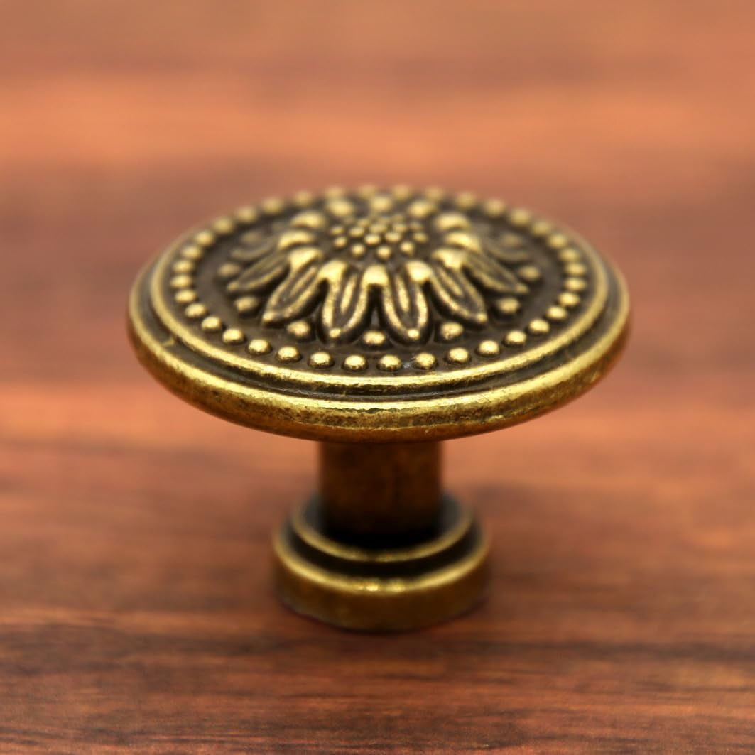 ABCISI 8 PCs Vintage Antique Brass Knobs Handles – Cabinet Knobs Pulls Handles with Distressed Antique Brass Finish - Diameter 1.2" (31 mm) & Height 1" (25 mm)