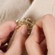 thumbnail image 5 of Broche de capa 2 pares de ganchos y ojos cosidos, hebilla de capa vintage con flor (Dorado), 5 of 7
