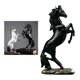 thumbnail image 5 of Estatuil de caballos de resina curvada escultura de escritorio casa Oficina Bar estante ornamentos estantería colecciones modernas Colco Escultura de estatuilla con forma de caballo, 5 of 8