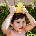 thumbnail image 2 of Esponja con Jabón de Baño ó Regadera y Ducha Spongellé Para Niños Pato Aroma Dulce Spongellé Duck, 2 of 4
