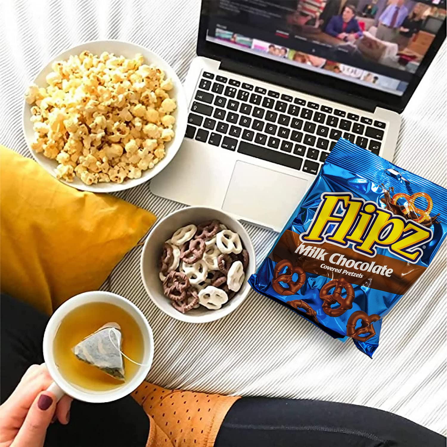 It's GAME TIME! Snack Box: EAGLES Special — PRETZELPHORIA - Gourmet  Pretzels, Chocolate Covered Pretzel Nuggets and Gift Packs