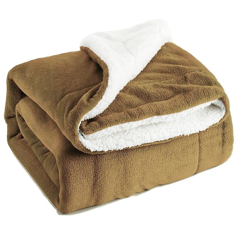 Plush sherpa blanket new arrivals