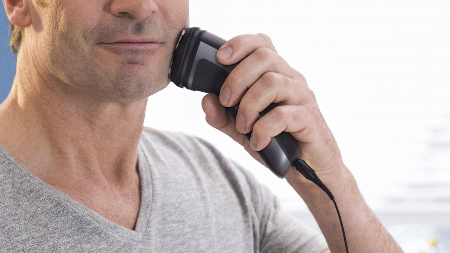 Philips Electric Shaver Series 1000, Dry Cord/Cordless With Pop-Up Trimmer, S1232/41, 1 Electric shaver