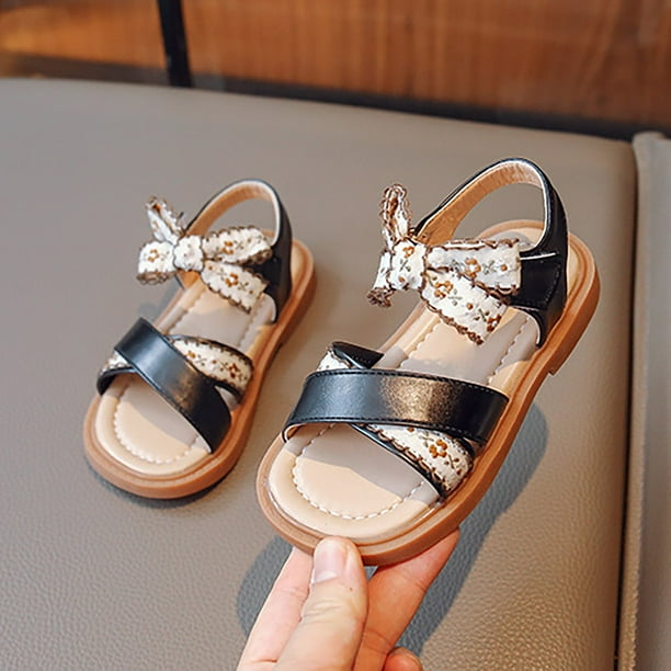 Girls sandals 2024 size 2