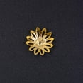 thumbnail image 4 of Colección de tapas de cuentas de flores brillantes Strade Fareast Limited de 16 mm para manualidades 400 piezas, 4 of 5