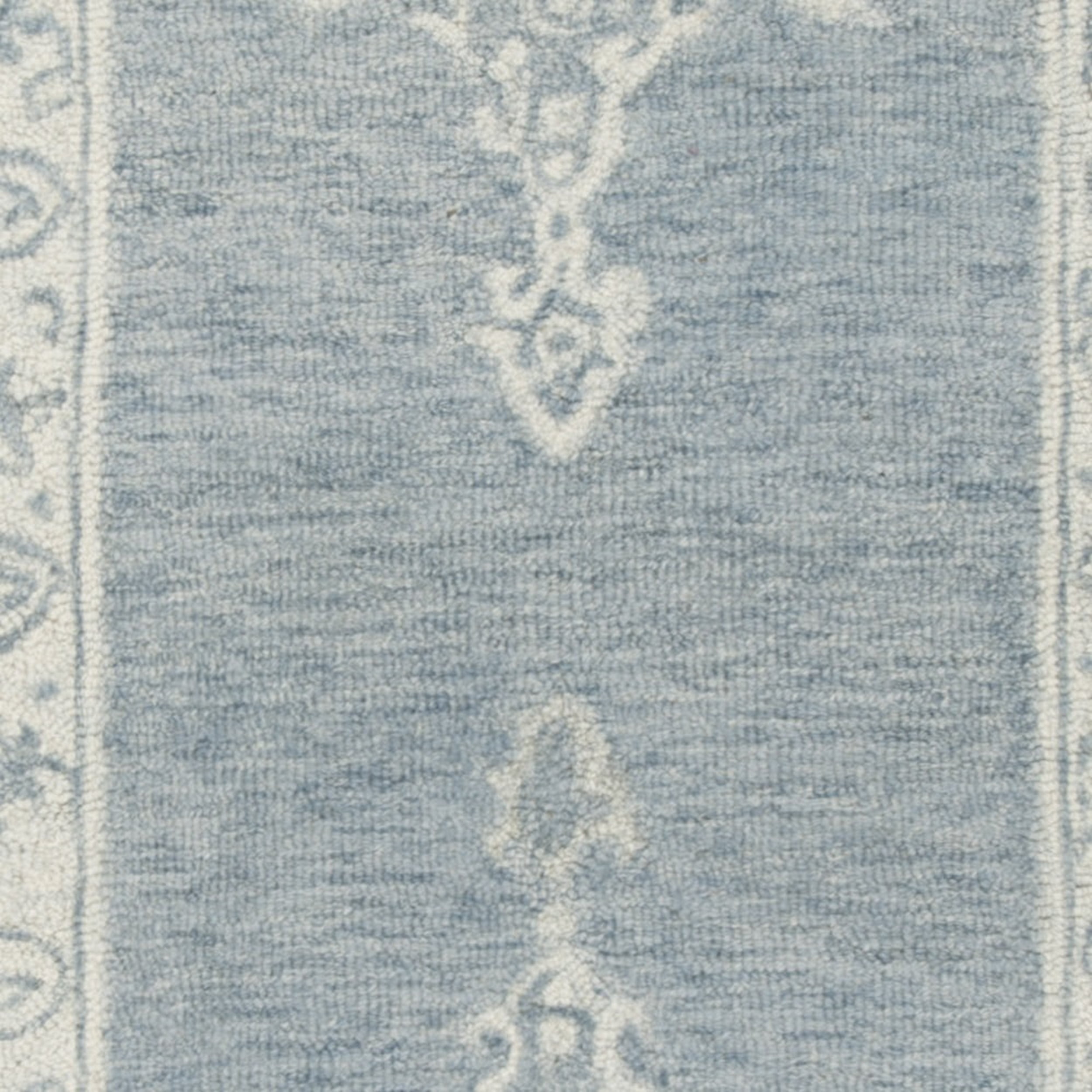 SAFAVIEH Micro-Loop Marina Floral Bordered Wool Runner Rug, Blue/Light Blue, 2'3" x 7'