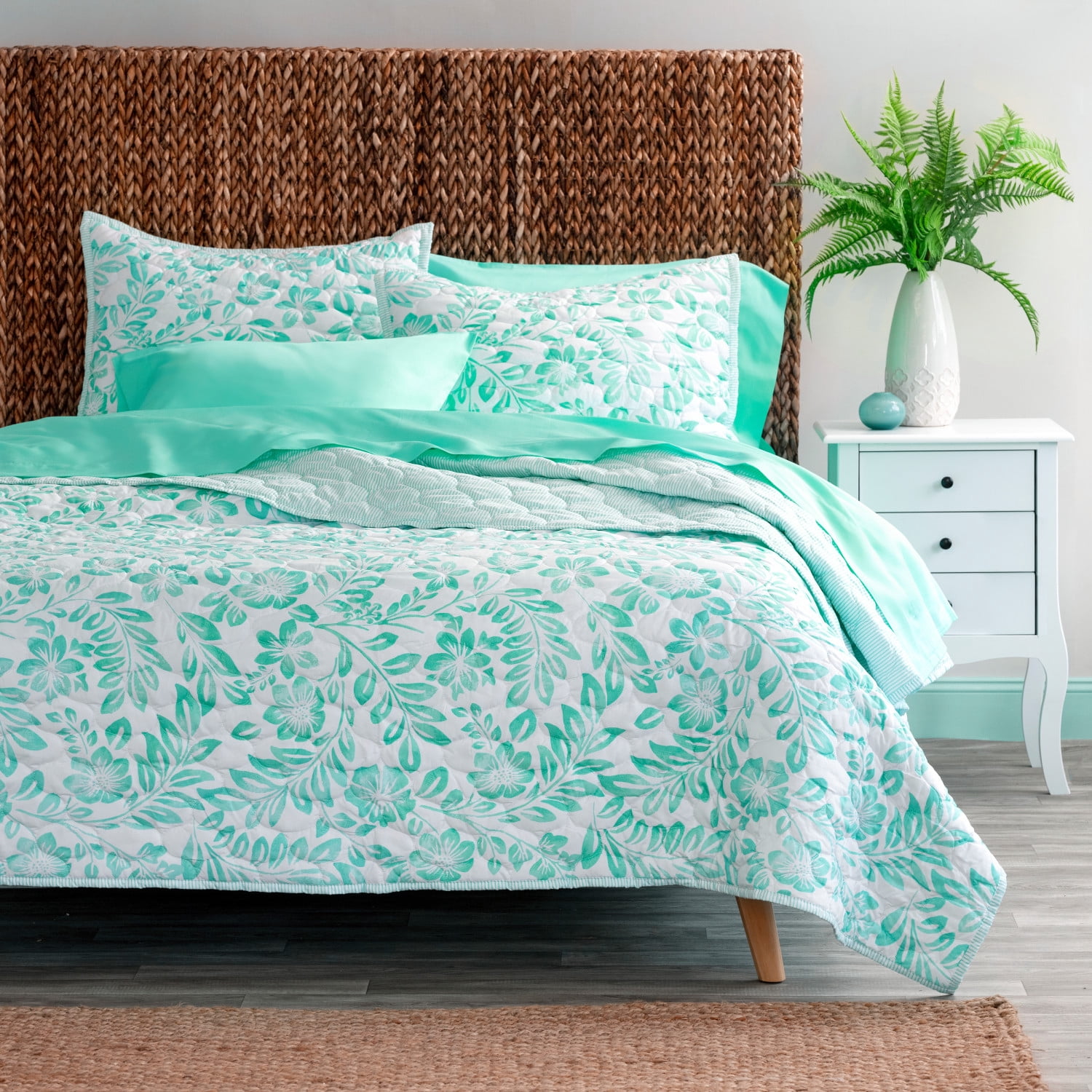 Martha Stewart Everyday 3 Piece Quilt Set - King, Frond Floral