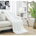 thumbnail image 1 of Couverture de 50 x 60 Po Derick avec Chenille&44; Blanc - Polyester, 1 of 1