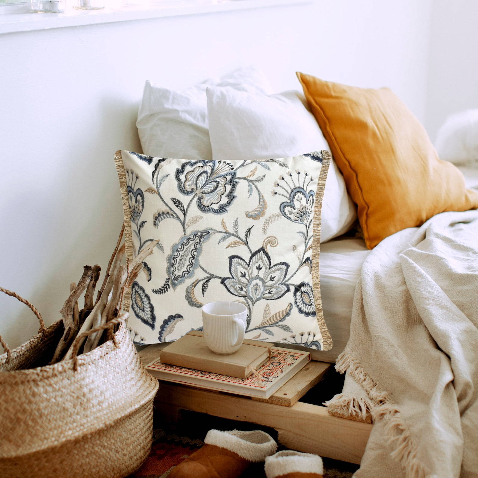 Pillow Case Custom, Blue 24"x24" (60x60 cm) Pillow Cases, Linen Floral, Jute Lace Throw Pillows Cover For Sofa, Nature Pattern Contemporary Halloween Decorations - Morning Glories