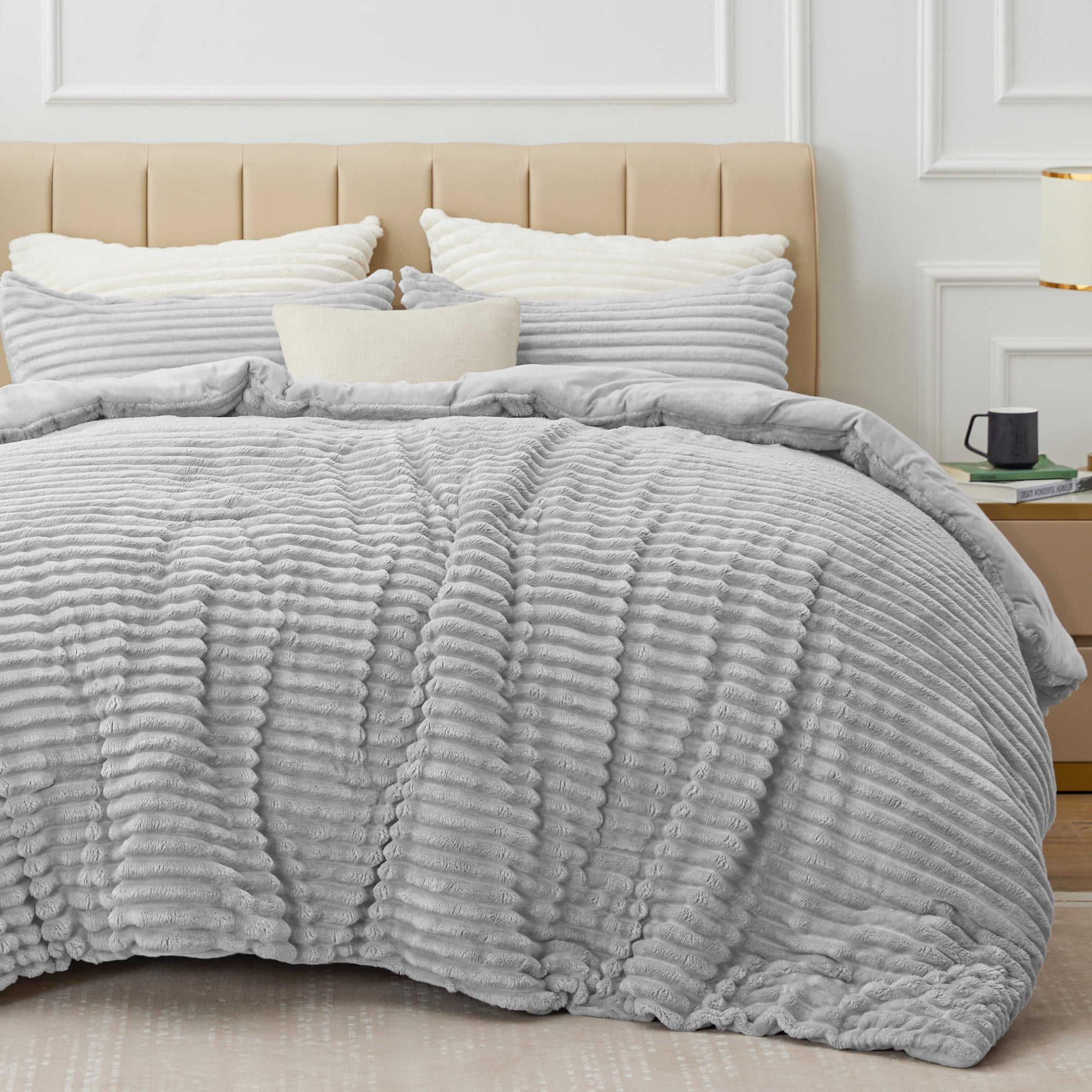 BEDELITE Fleece King Comforter Set -Super Soft & Warm Fluffy Grey Bedding, Luxury Fuzzy Heavy Bed Set for Winter with 2 Pillow Cases