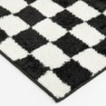 thumbnail image 4 of Rug Ease Tapis damier noir et blanc, 4 of 9
