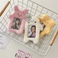 thumbnail image 3 of Soporte para sesión fotográfica de felpa de dibujos animados kawaii, soporte para tarjeta de identificación coreana, llavero, Accesorios de escritorio kawaii, papelería Kpop, 3 of 3