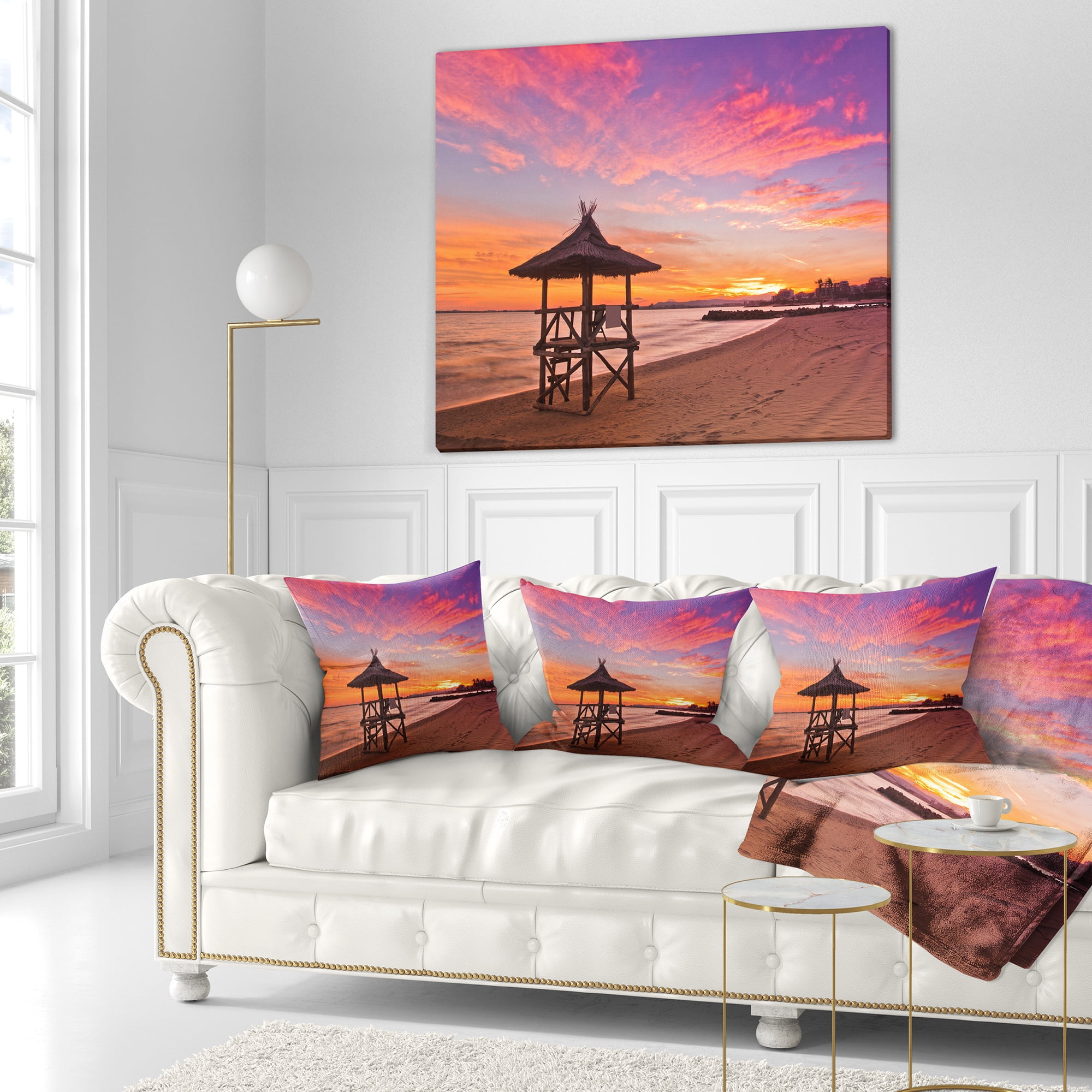 Designart Lifeguard Station in Beautiful Beach - Modern Seashore Throw Pillow - 16x16