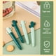 thumbnail image 4 of Moyic Juego de 5 clips de sellado de plástico, selladores reutilizables, pinzas para bolsas de harina para hornear aperitivos, utensilios de cocina Cocina y Comedor Verde Moyic HA011457-02, 4 of 6