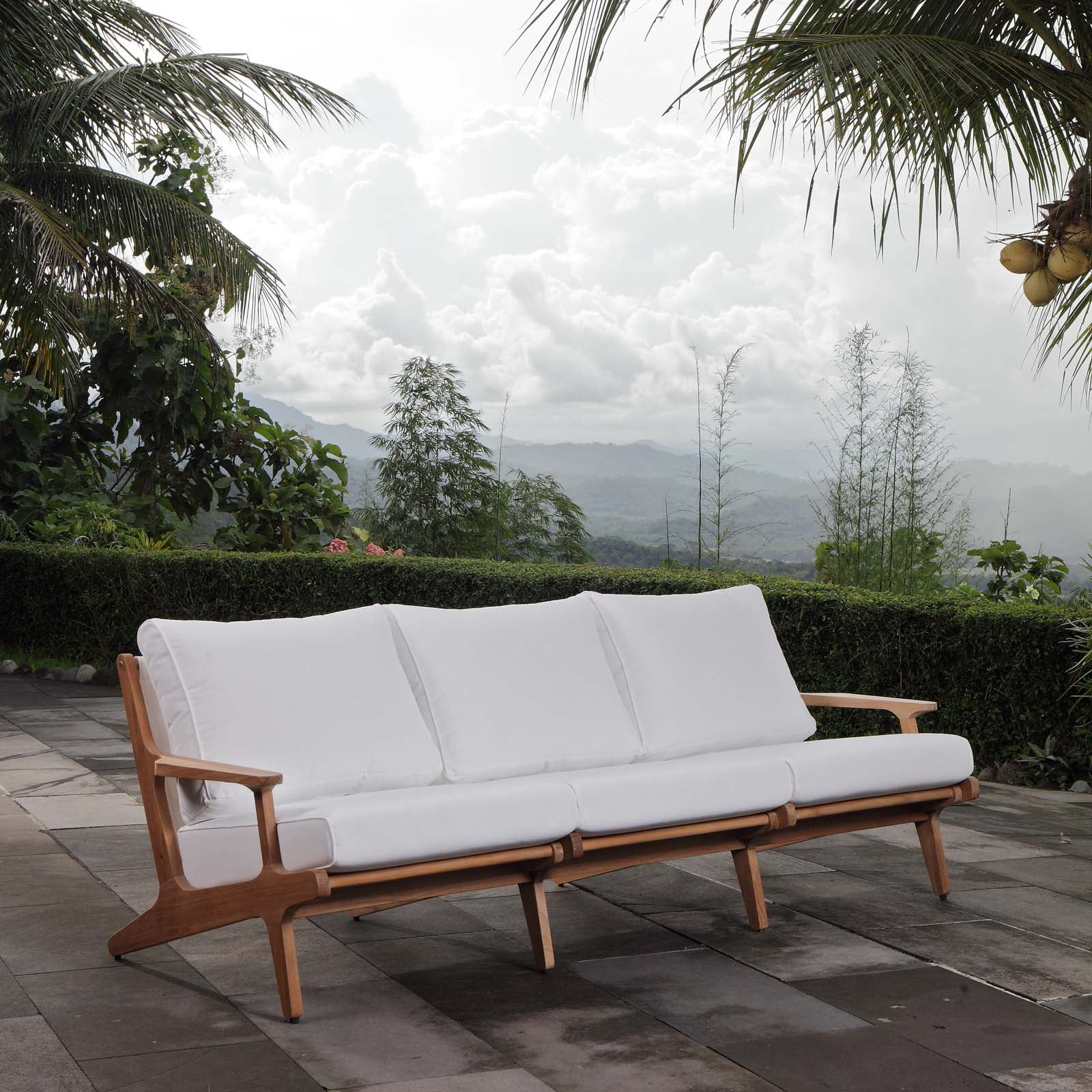 Upgrade Your Outdoor Decor With Premium Teak Outdoor Furniture