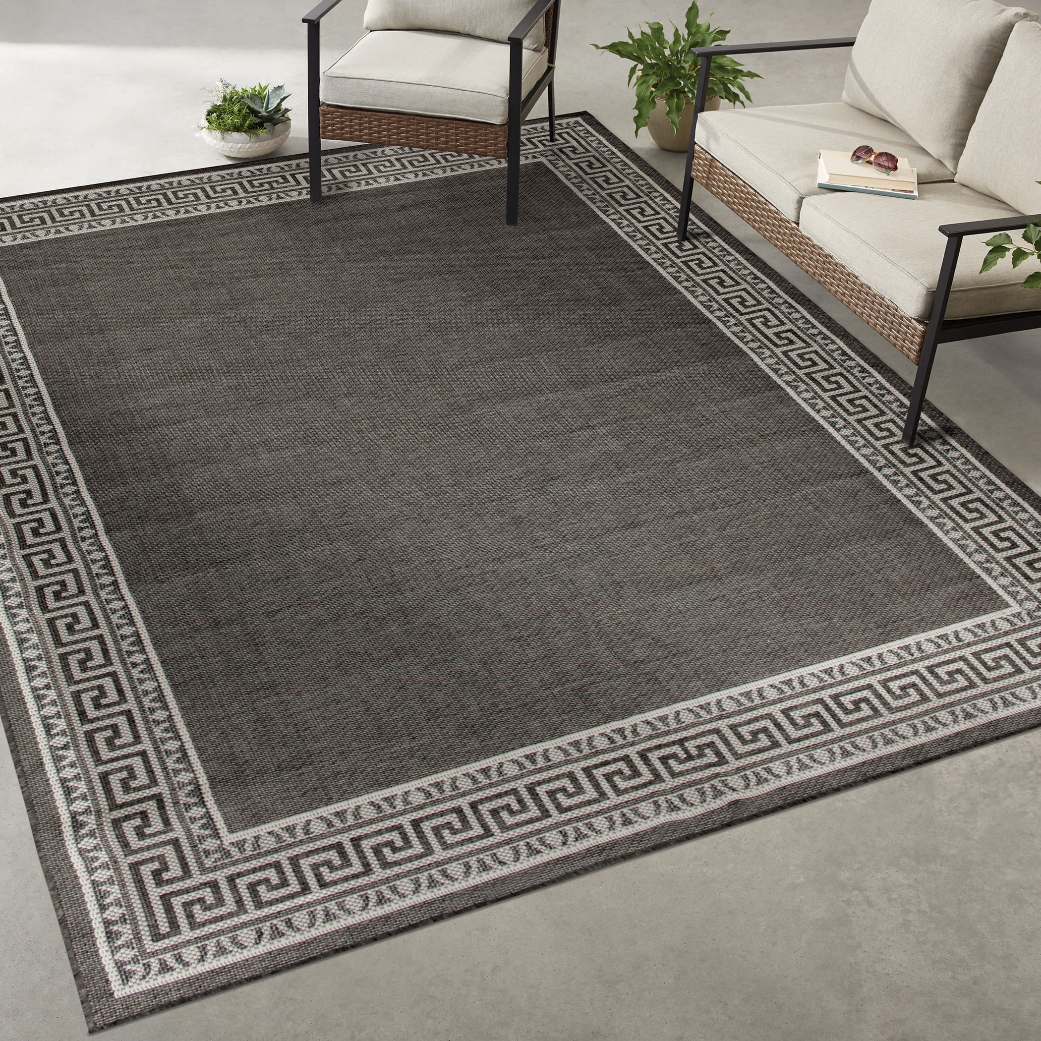 Mainstays Neutral Border Indoor Outdoor Polypropylene Area Rug, 7'x10'