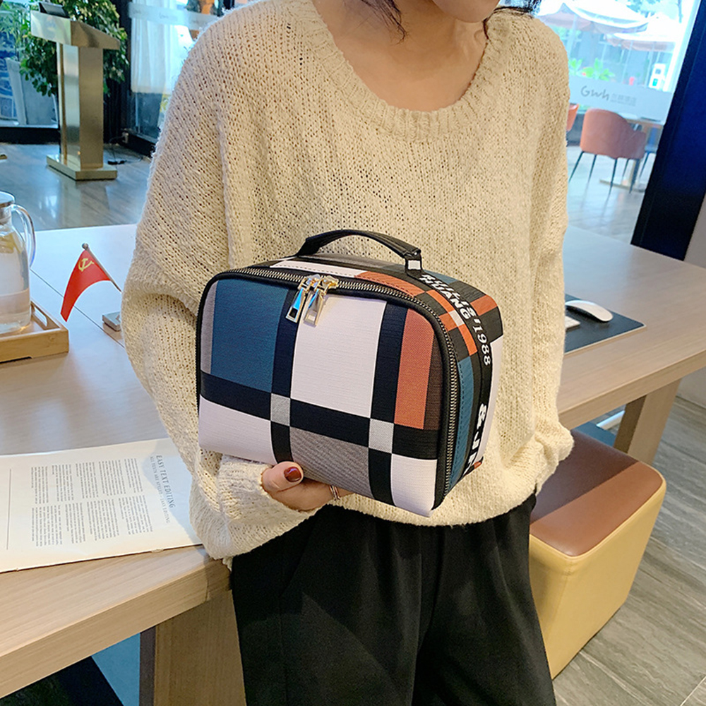 Grid Blocking Travel Toiletry Bag for Women,Portable Pouch Open Flat Makeup Organizer with Handle