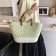 thumbnail image 4 of Bolso de mano tejido para mujer bolsos tejidos con retazos para vacaciones en la playa (verde), 4 of 9