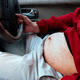 thumbnail image 4 of Dad Beer Belly Fun Bag Regalo 3D Hombres Beer Belly Riñonera Fiesta de cumpleaños de Navidad Halloween Zhivalor CPB-DE-SSW1360-1, 4 of 5