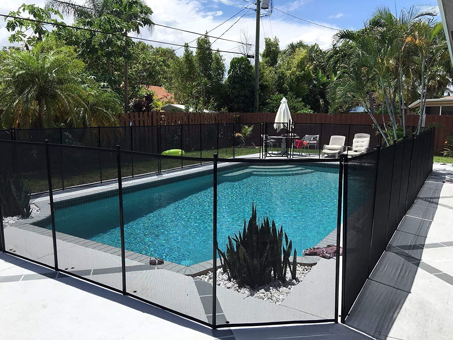 WaterWarden 4' x 12' Pool Safety Fence, UL Certified to ASTM Safety Standard F2286, Black
