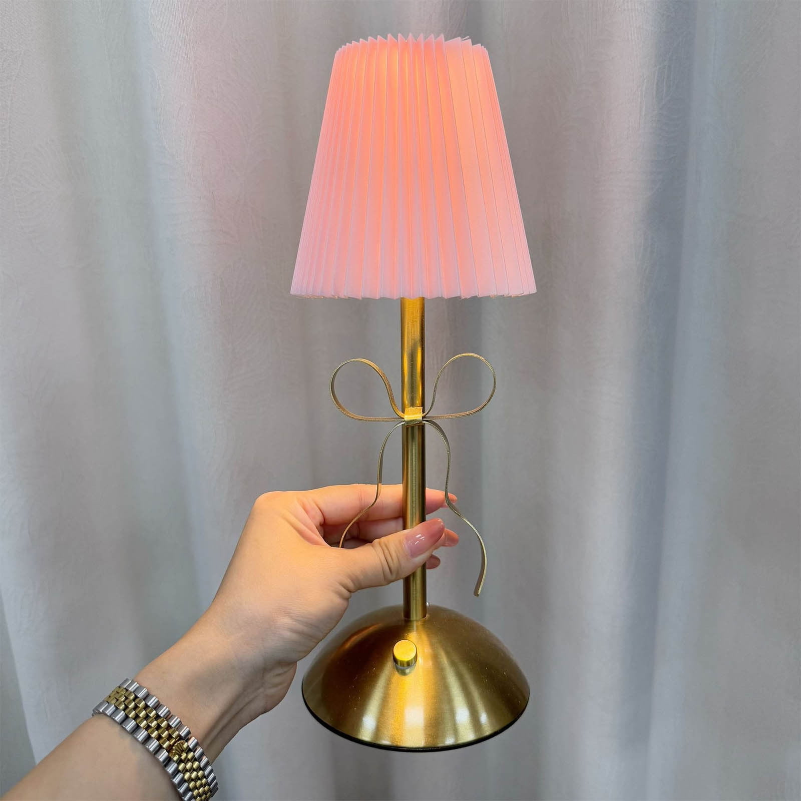 Small Bow Table Lamp for Girl's Bedroom Cute Coquette Bow Table Lamp with Fabric Shade Modern Decorative Bedside Light Small Princess Desk Lighting Boho Living Room