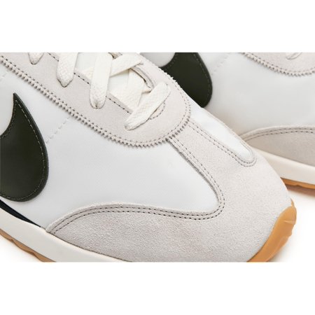 半額 50%off ナイキ スニーカー メンズ NIKE パシフィック PACIFIC ガムソール シューズ ホワイト カーキ hq2052