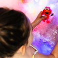 thumbnail image 2 of Juguete de baño activado por agua Glo Pals X Barrio Sésamo Elmo con 6 cubos iluminados reutilizables para juego sensorial, 2 of 5