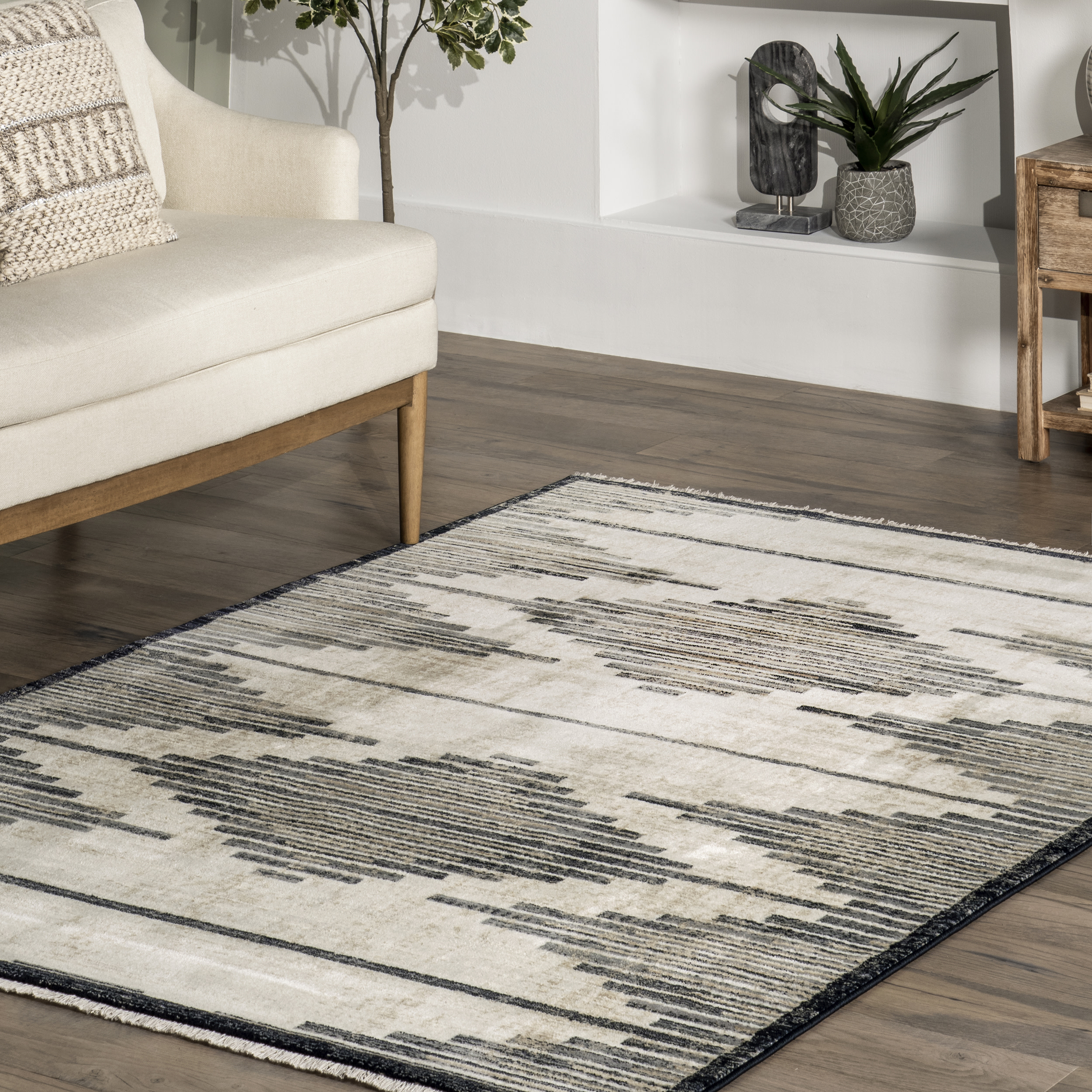 nuLOOM Delfina Striped Moroccan Fringe Area Rug, 5' x 7' 10", Beige