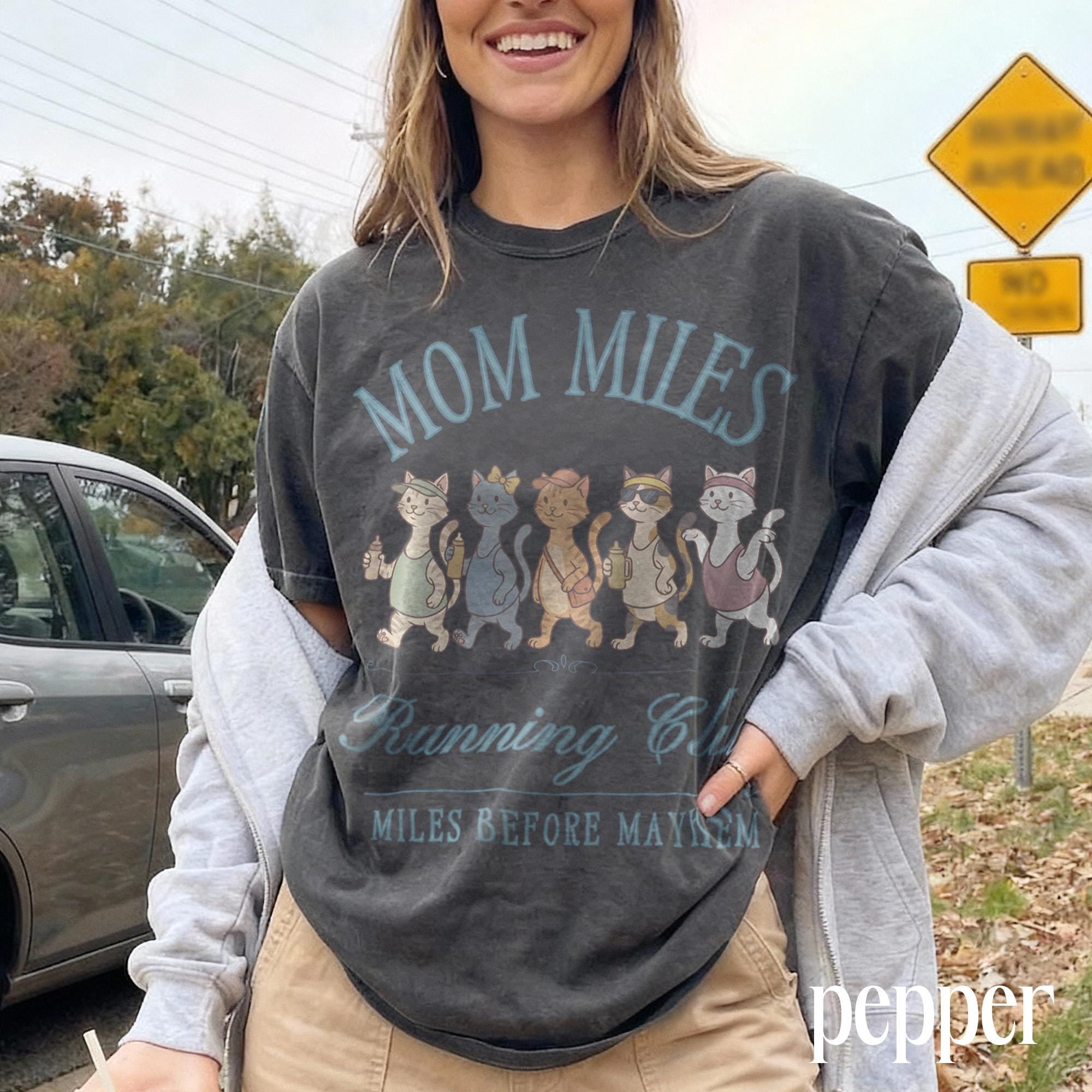 Mom Miles Running Club Graphic Cat Mom Fitness Active Mama Lifestyle Style T-Shirt, Unisex T-Shirt