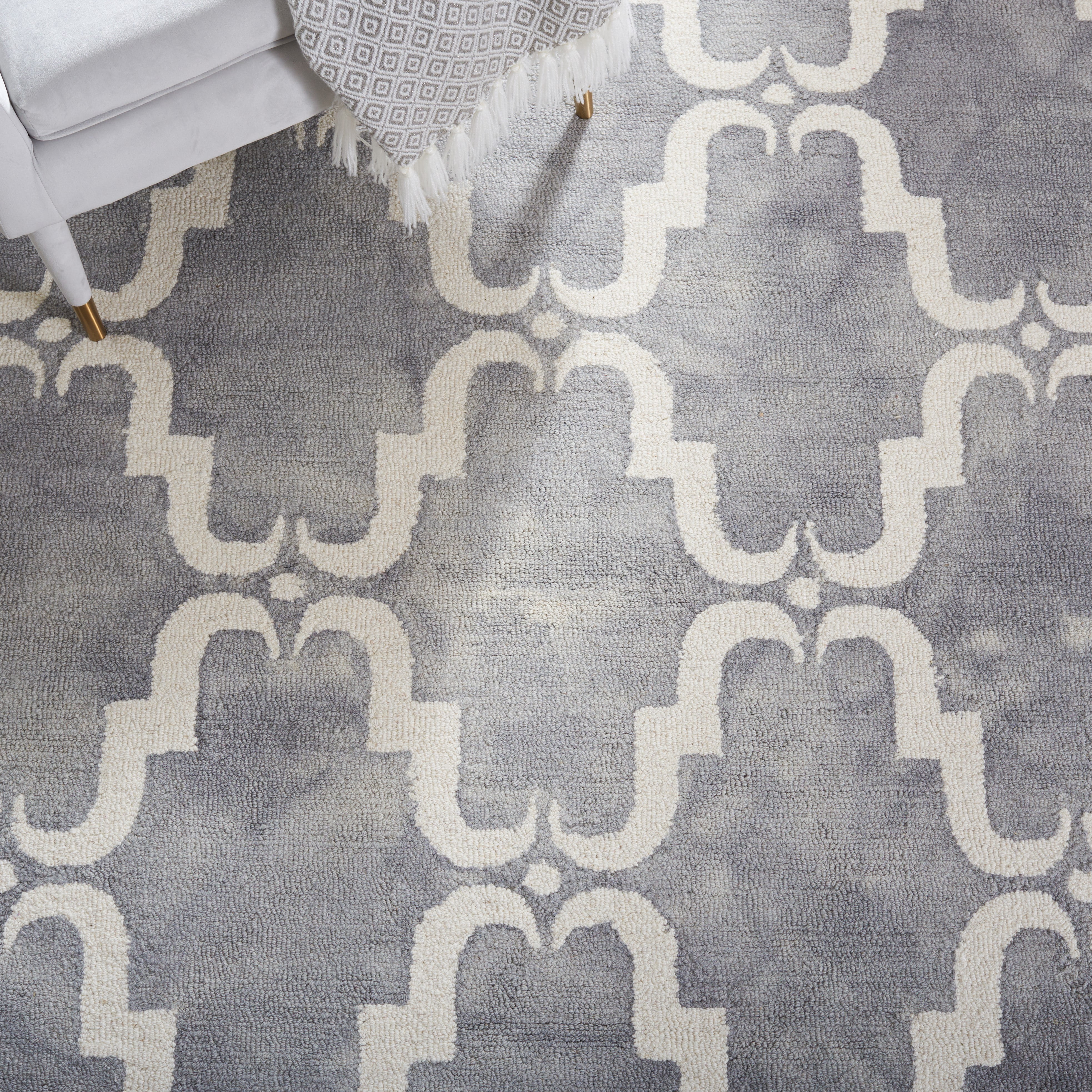 Safavieh Dip Dye Talbot Distressed Wool Area Rug, Gray/Ivory, 7' x 7' Square