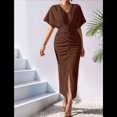 thumbnail image 4 of Vestido de Cóctel para Mujer, con Efecto Metalizado, Cruzado, Color Liso, Escote en V, Plisado, Abertura Alta, Corta, Midi, Color Café, Talla M, 4 of 9