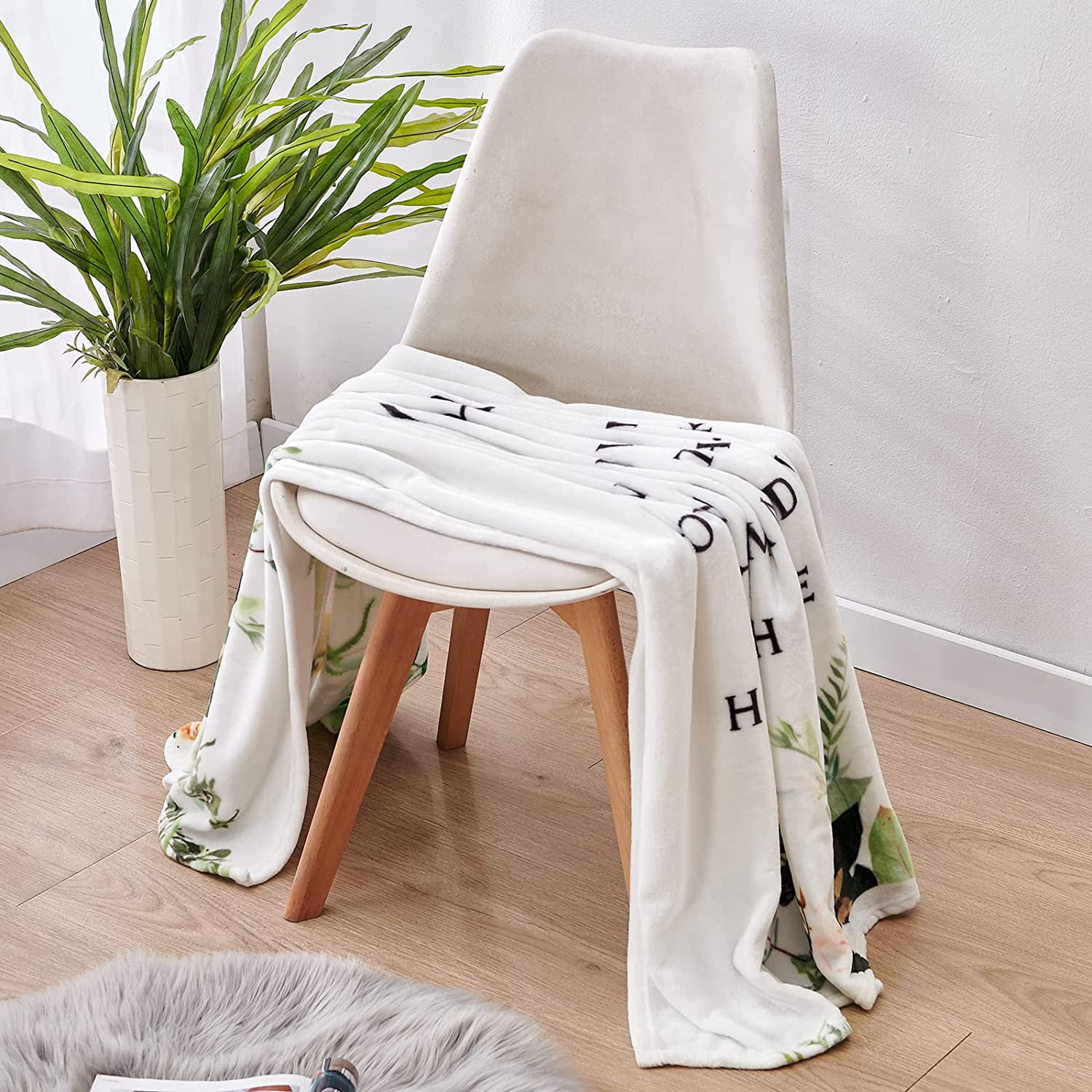 DAJU Mom Gifts Gifts for Mom Mom Birthday Gifts 40thth Birthday Gifts for Women for Mom Christmas Day Gifts for Mom Mom Birthday Gifts from Daughter Son Soft Throw Blanket(60*80inch)