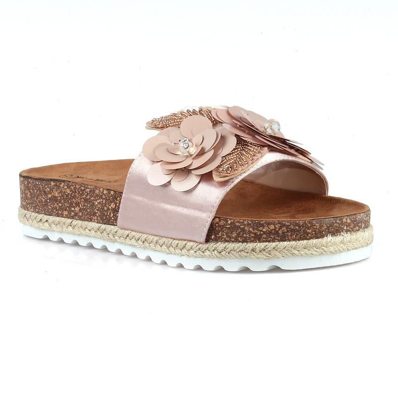 Nature Breeze Slide Sandals in Black