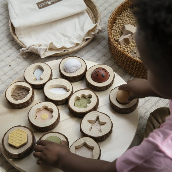 Guidecraft Guidecraft Nature Feel and Find - 24 pc. Set