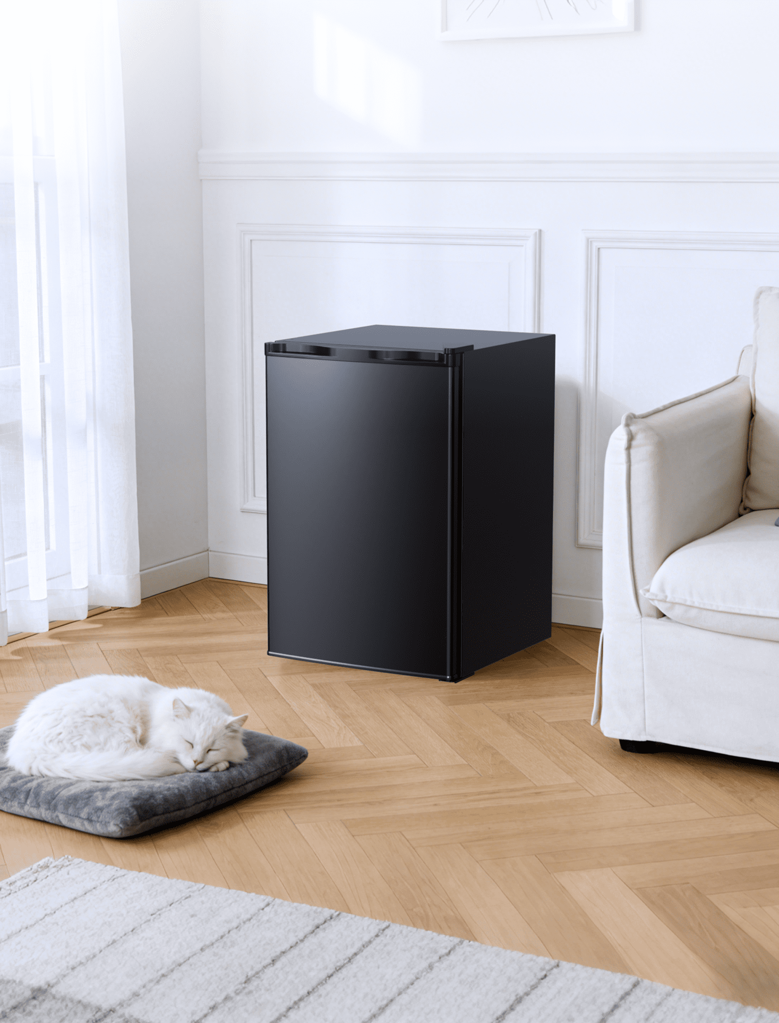 KNDKO 4.4 Cu.Ft Mini Fridge with Freezer, Apartment Refrigerator with Reversible Door, Adjustable Thermostat for Bedroom Dorm Office Kitchen, Black