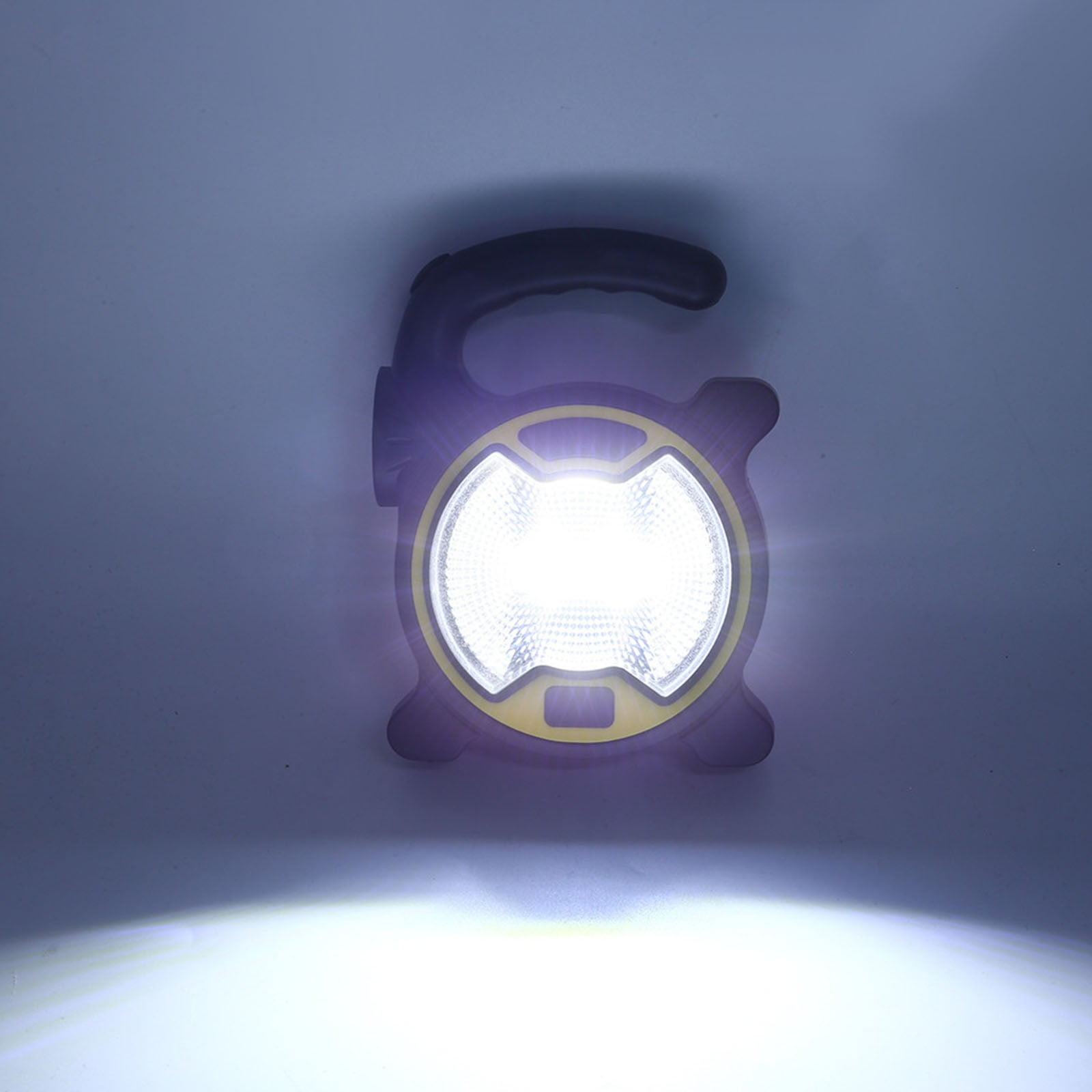 LED radna lampa u upotrebi