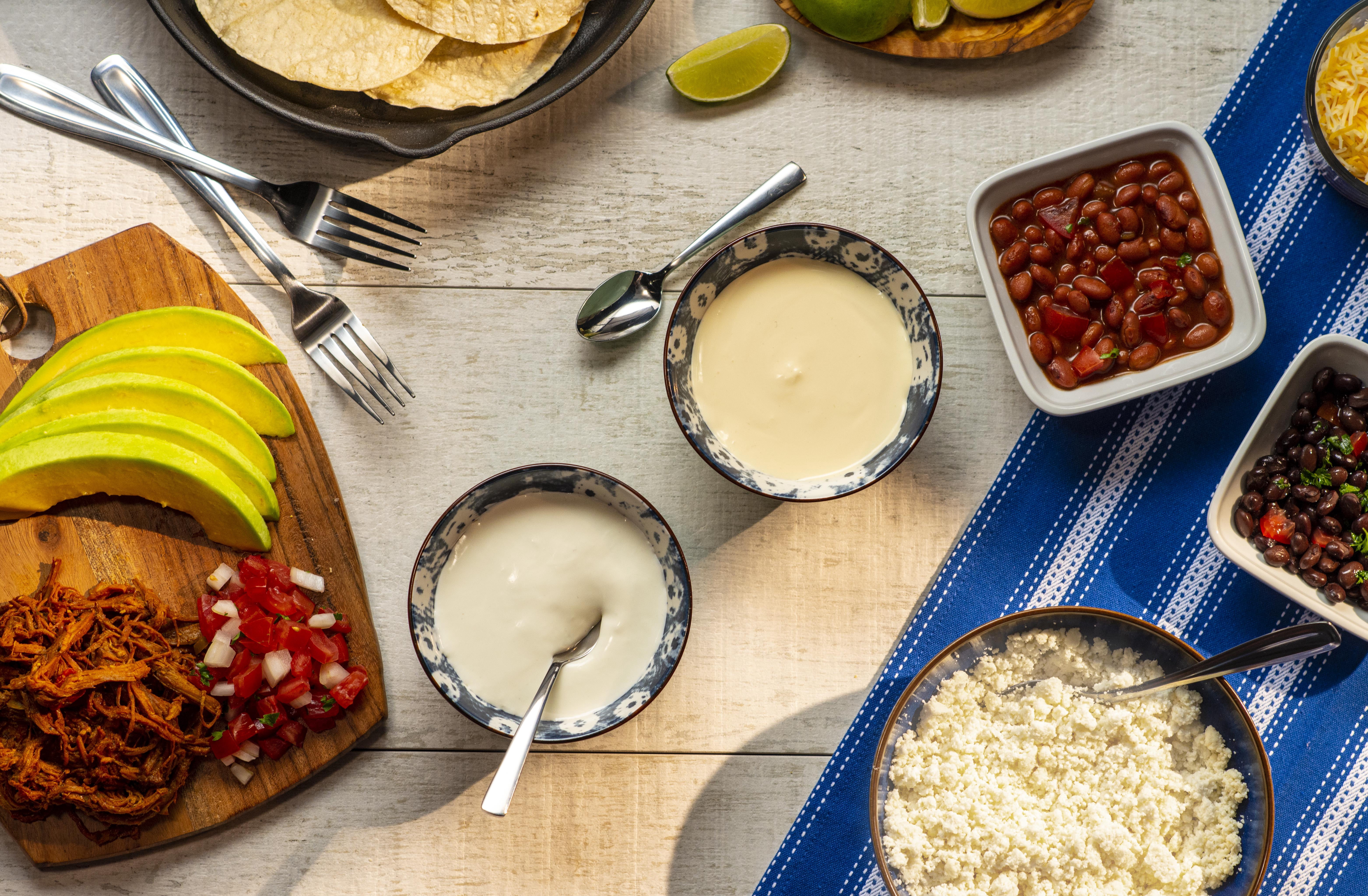 Tropical Crema Salvadorena Salvadoran Style Mild Sour Cream, Grade A Cultured, 14oz Resealable Jar, Contains Milk