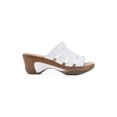 thumbnail image 3 of WHITE MOUNTAIN Womens White Woven Texture 1" Platform Goring Cushioned Valora Open Toe Wedge Slip On Heeled Sandal 7.5 M, 3 of 4