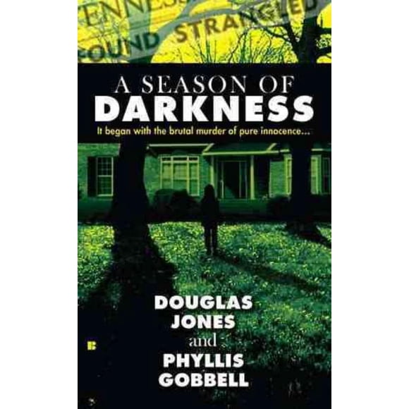 Season of Darkness, Douglas Jones, Phyllis Gobbell Livre de Poche