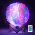 thumbnail image 1 of Iluminación de lámpara de luna de galaxia 3D: luz nocturna de luna de galaxia para niños con 16 colores LED, bola de estrella de plástico táctil y control remoto, 1 of 5