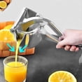 thumbnail image 4 of Exprimidor Manual de Frutas de Acero Inoxidable, de Aleación HDuty, para Limones y Naranjas, Herramienta Sencilla para el Hogar., 4 of 5