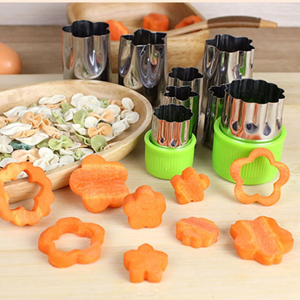 Ludlz 8pcs Vegetable Cutter Shapes ,Mini Pie,Fruit and Cookie Stamps Mold,Cookie Cutter Decorative Food,for Kids Baking and Food Supplement Tools